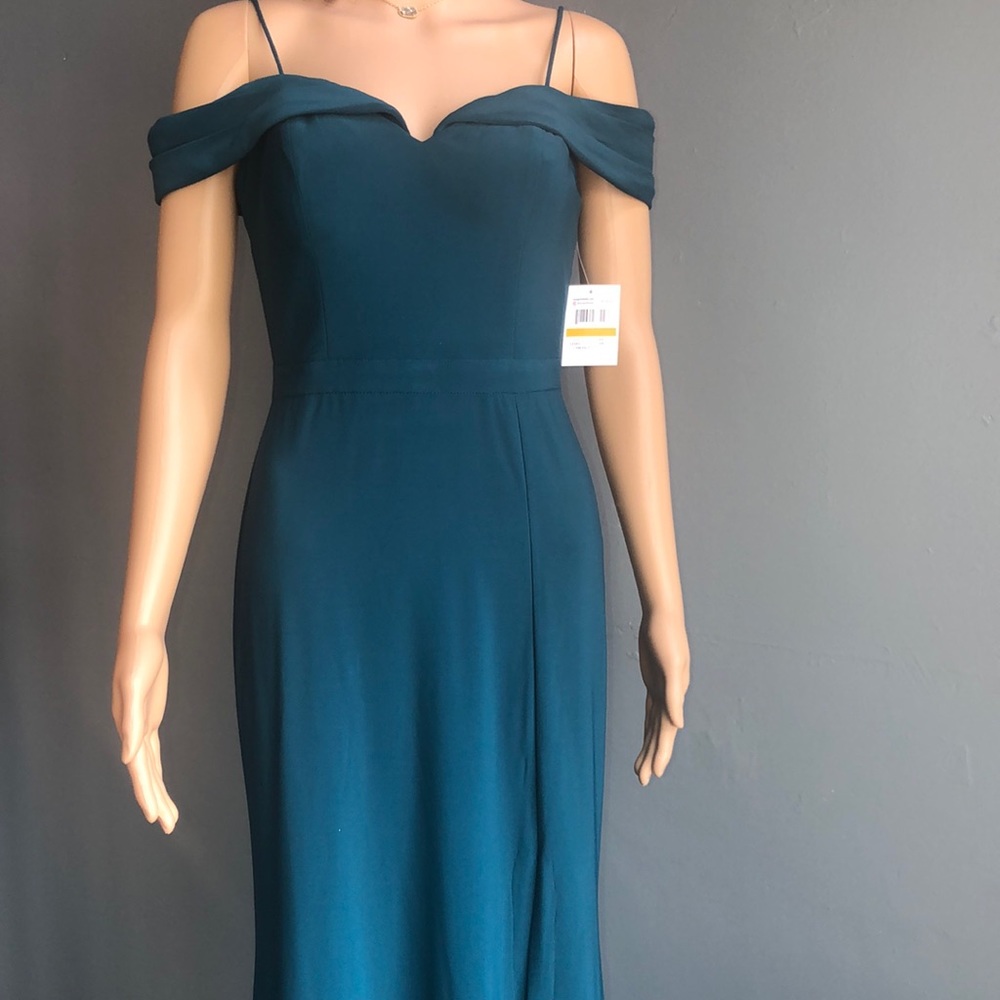 Size (3/4) emerald formal dress ✨